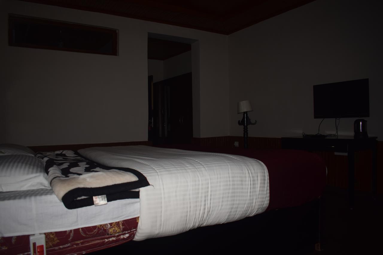 Aksa Resort Pahalgam Exterior photo