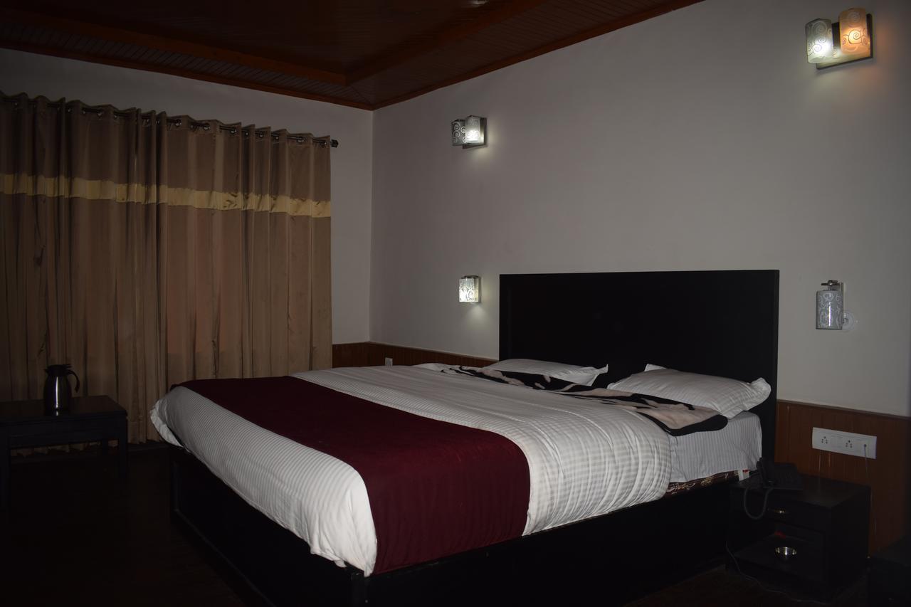 Aksa Resort Pahalgam Exterior photo